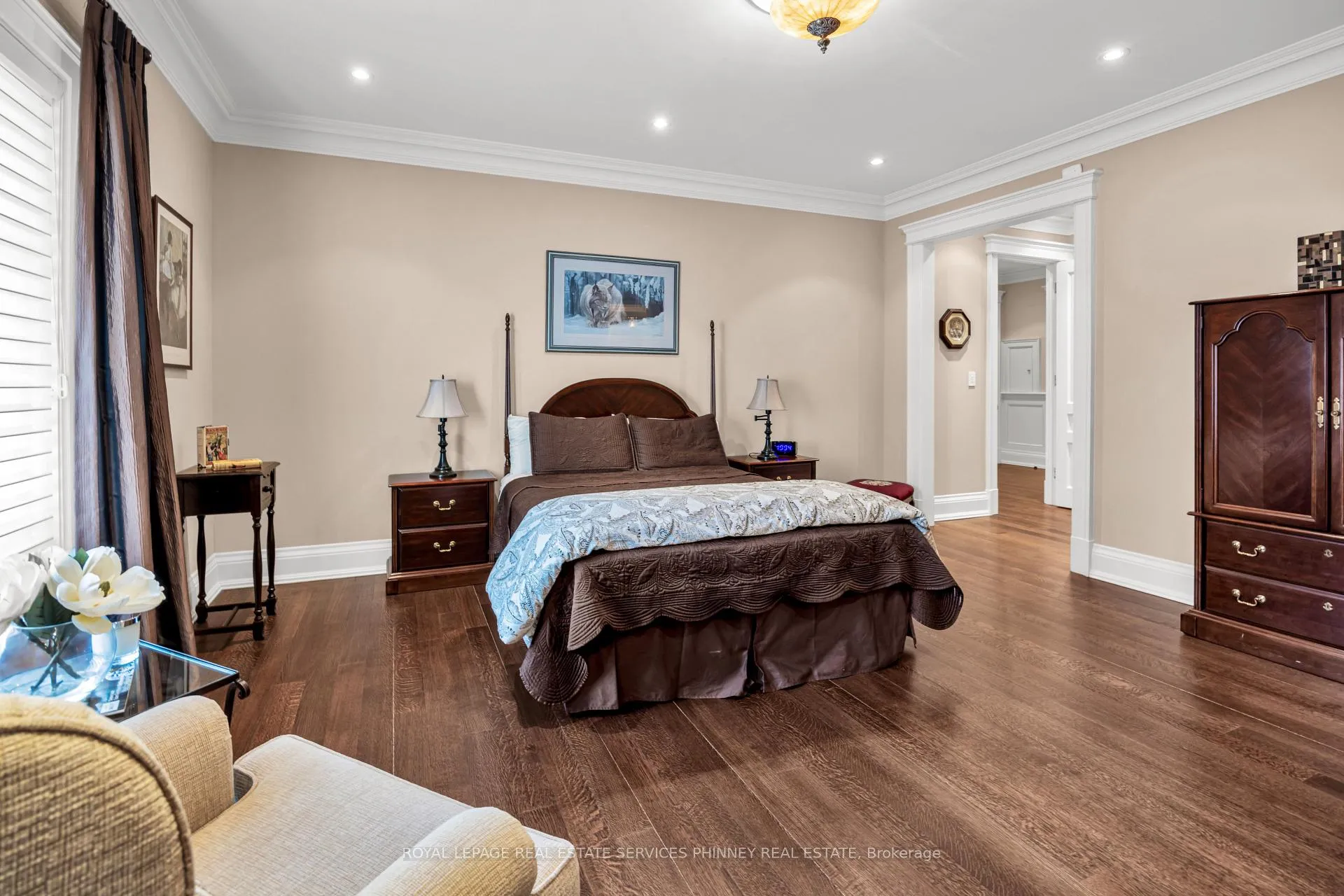 Photo 27 of 113 Maple Grove Drive, Oakville, Ford — HOMEH