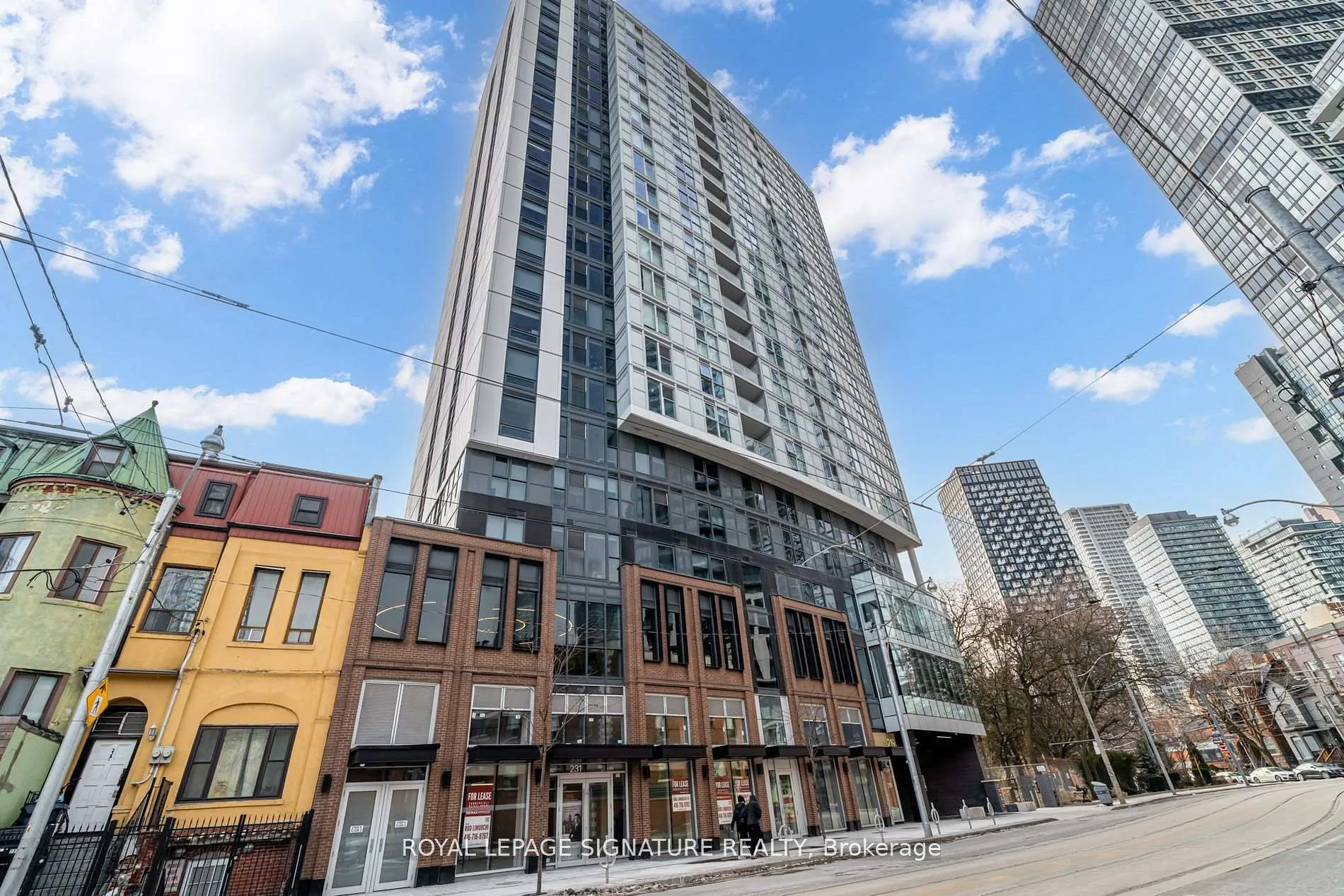 Photo 3 of Unit 810, 219 Dundas Street E, Toronto, Moss Park — HOMEH