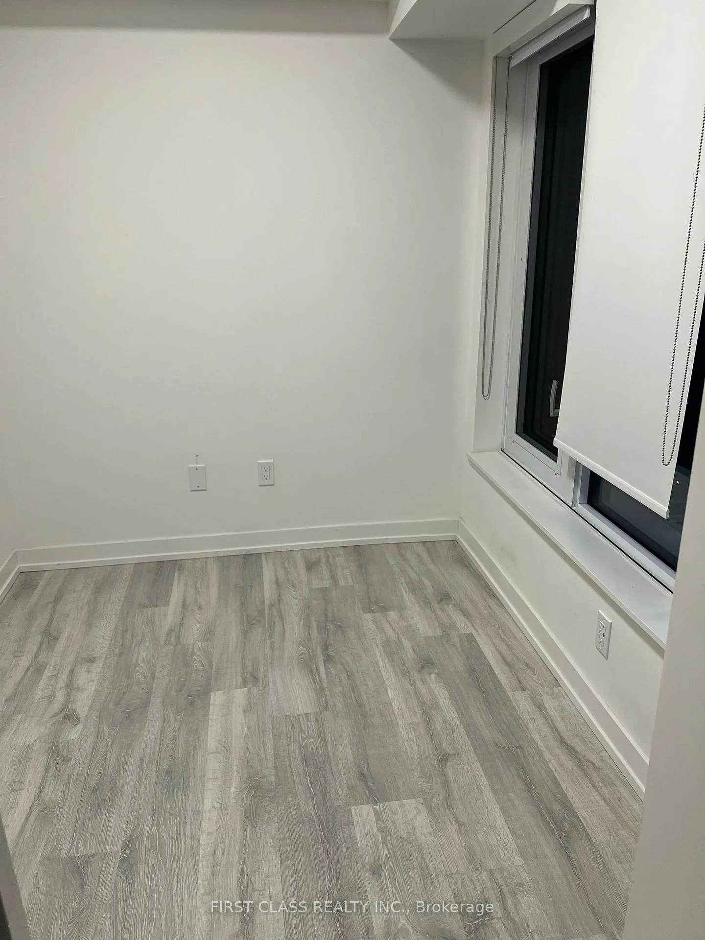 Photo 10 of Unit 806, 2 Augusta Avenue, Toronto, Kensington-Chinatown — HOMEH