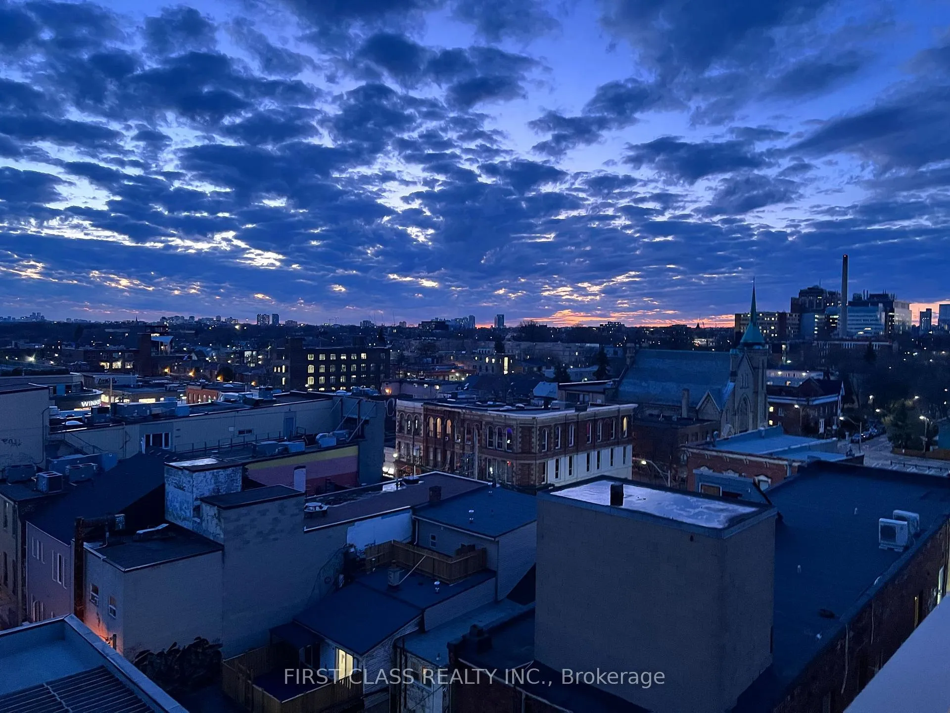 Photo 13 of Unit 806, 2 Augusta Avenue, Toronto, Kensington-Chinatown — HOMEH