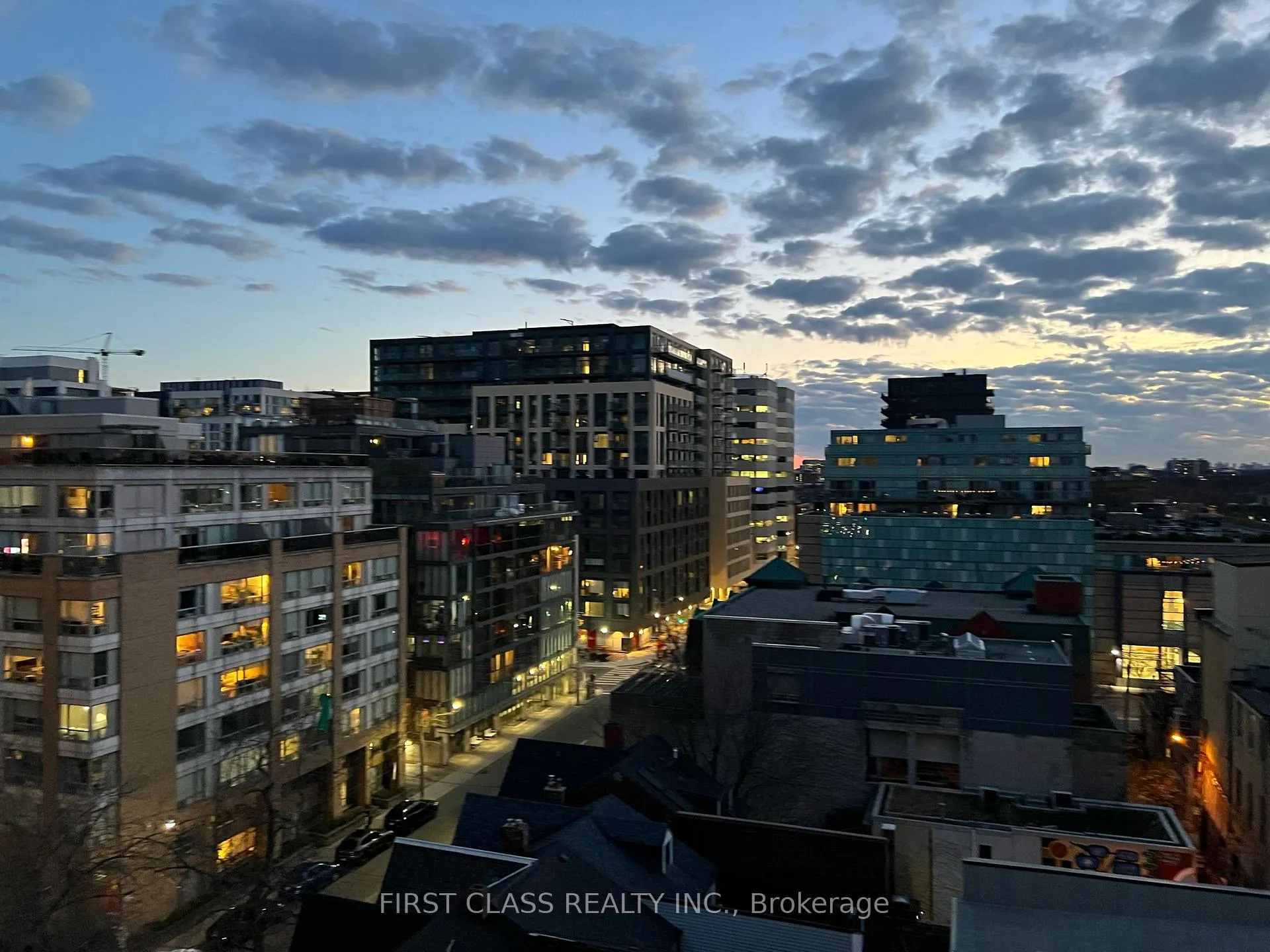 Photo 14 of Unit 806, 2 Augusta Avenue, Toronto, Kensington-Chinatown — HOMEH