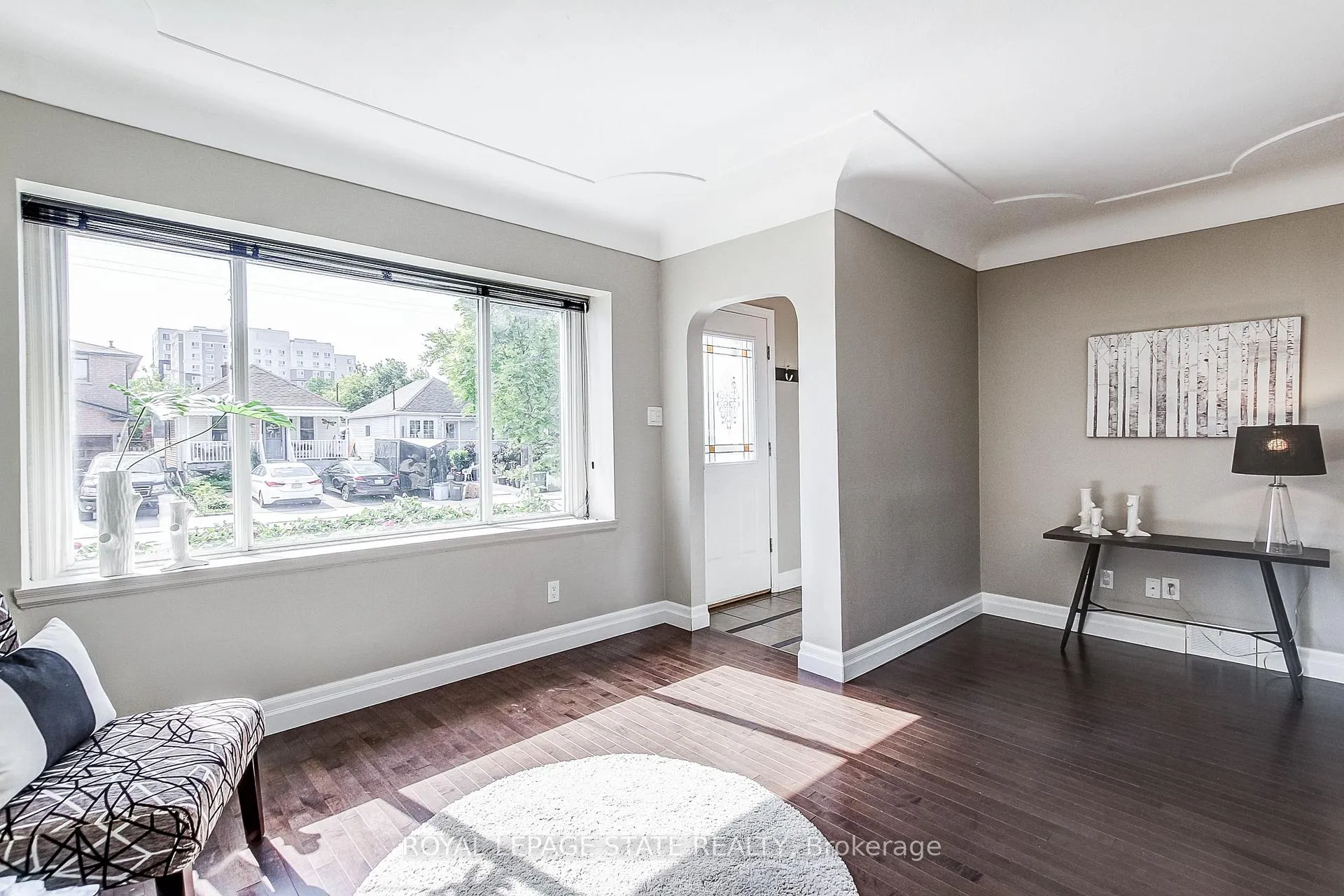 Photo 5 of 28 Delena Avenue S, Hamilton, McQuesten — HOMEH