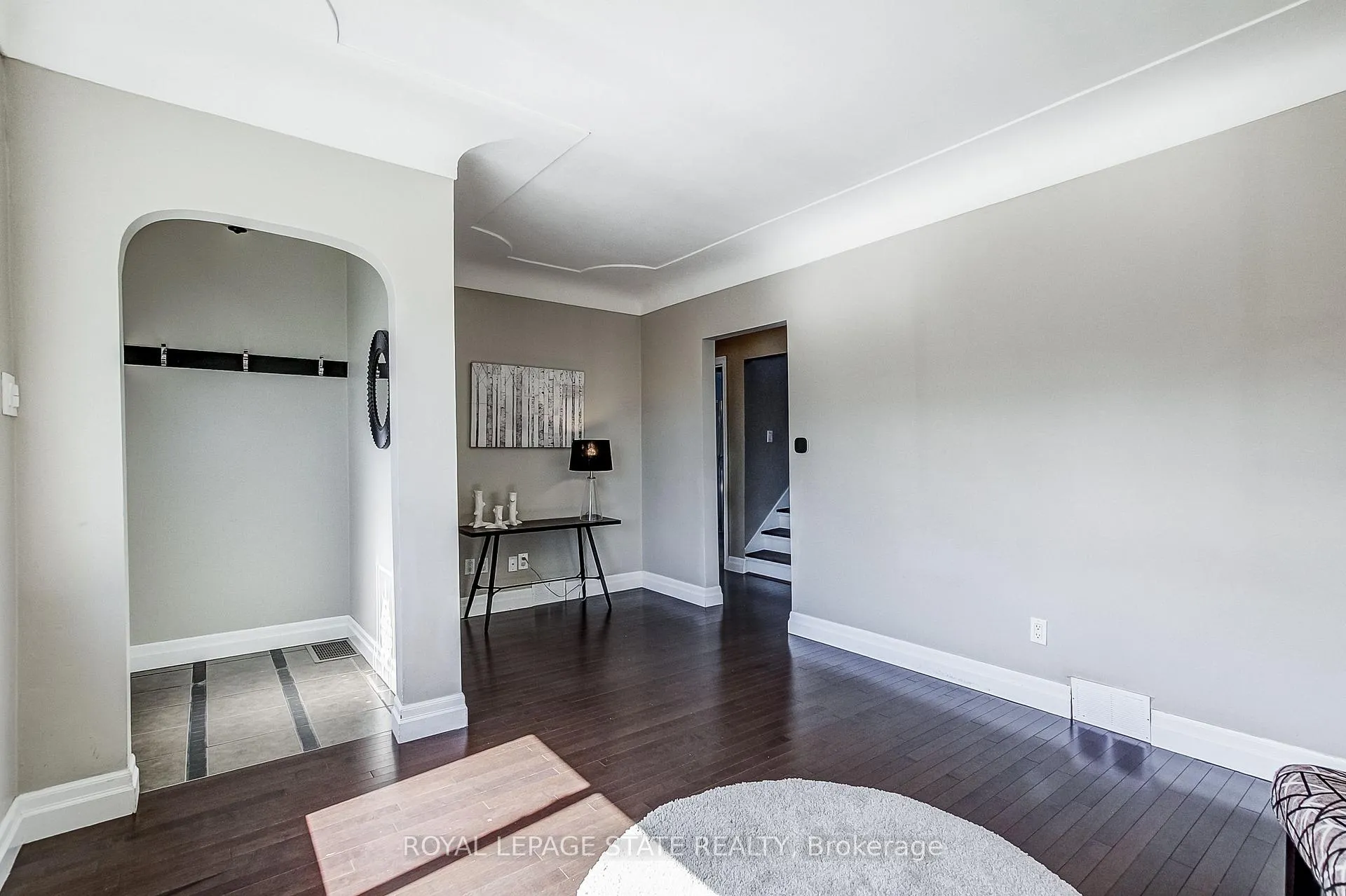 Photo 7 of 28 Delena Avenue S, Hamilton, McQuesten — HOMEH