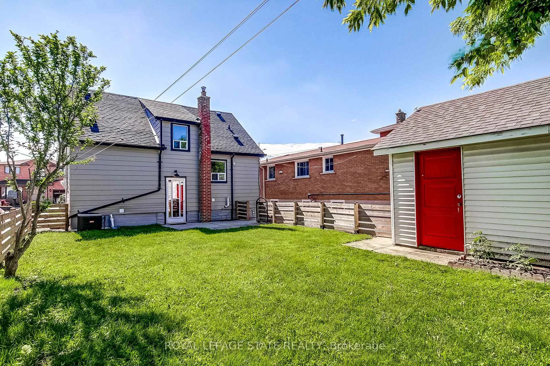 Photo 22 of 28 Delena Avenue S, Hamilton, McQuesten — HOMEH