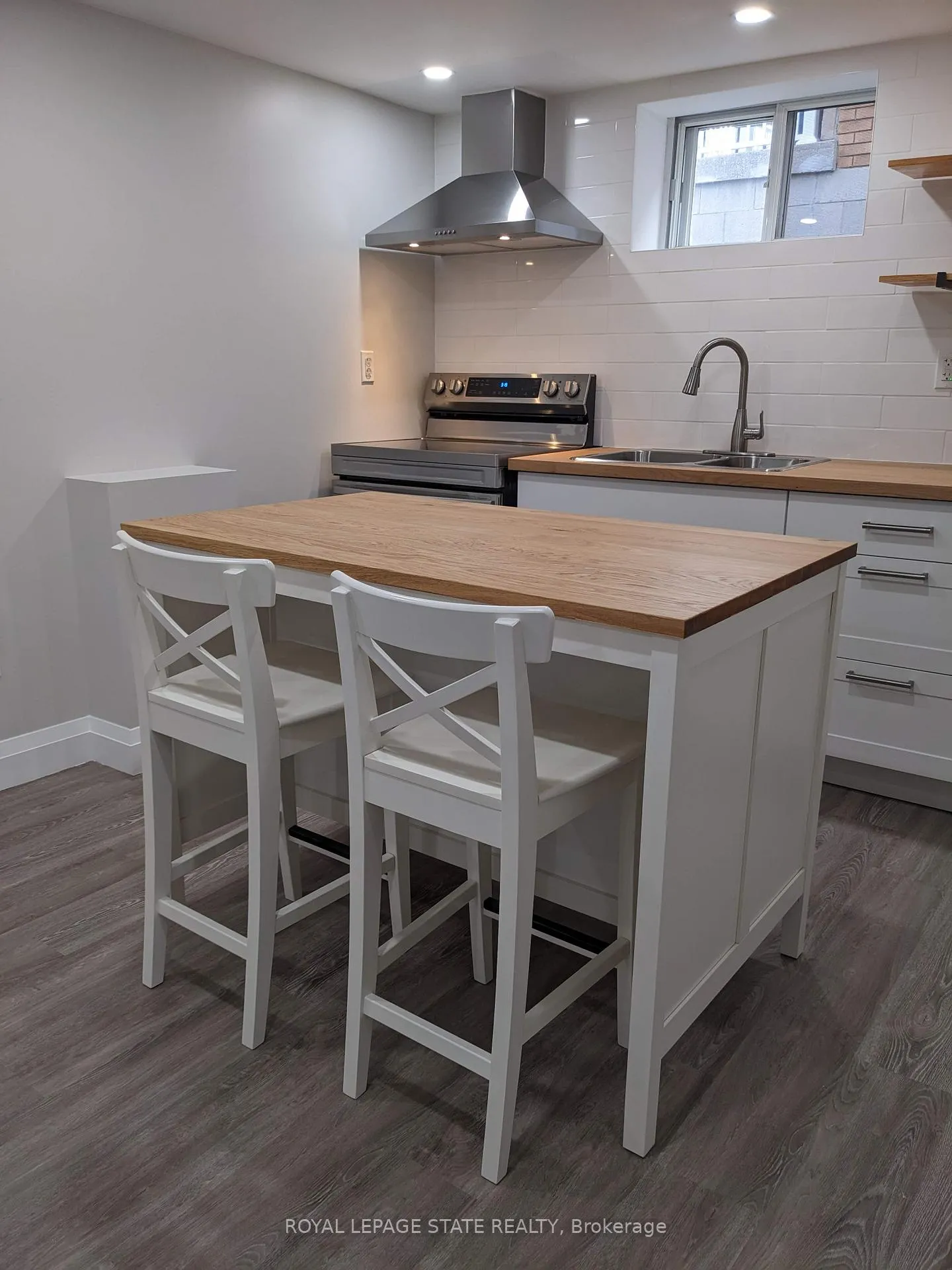 Photo 26 of 28 Delena Avenue S, Hamilton, McQuesten — HOMEH