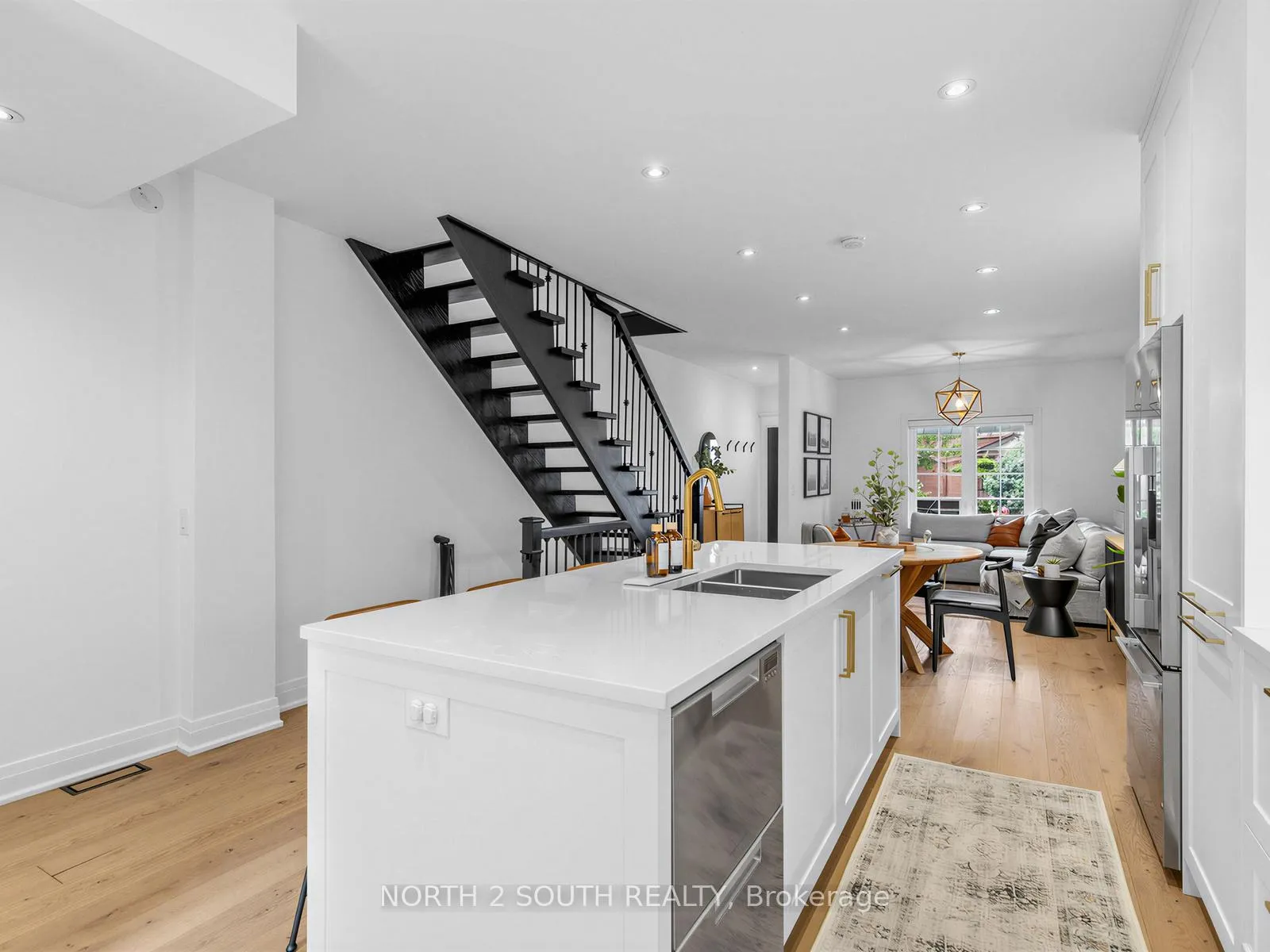 Photo 16 of 68 Hounslow Heath Road, Toronto, Weston-Pellam Park — HOMEH