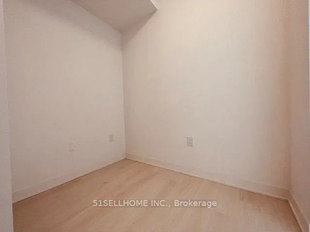 Photo 4 of Unit 1313, 3900 Confederation Parkway, Mississauga, City Centre — HOMEH