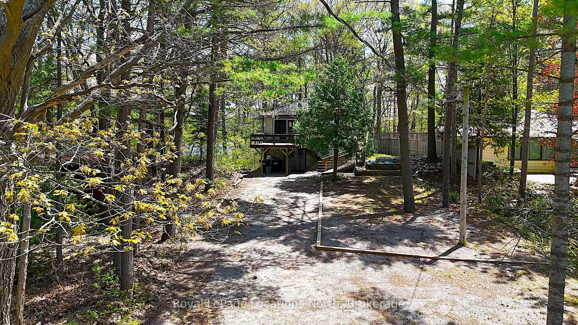 Photo 5 of 25 Balmoral Avenue, Tiny, Rural Tiny — HOMEH