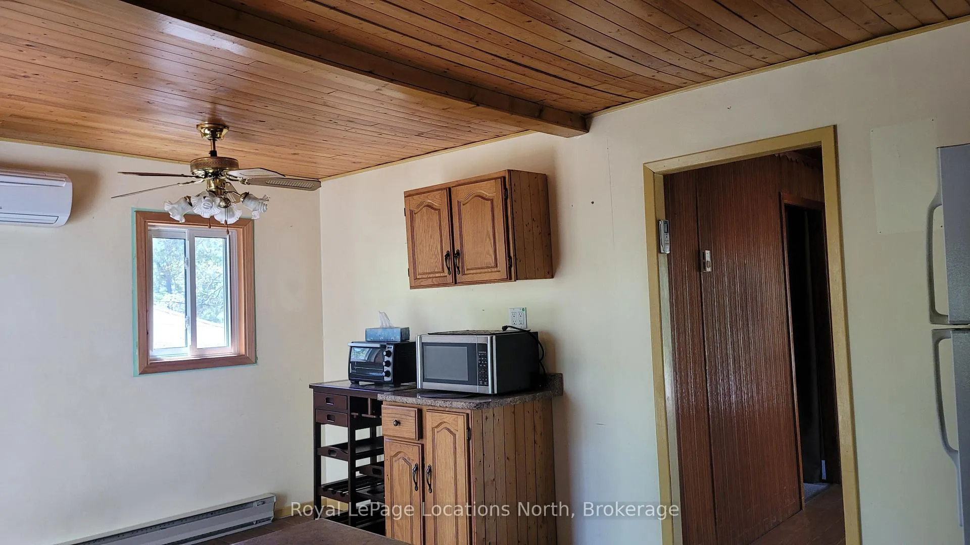 Photo 11 of 25 Balmoral Avenue, Tiny, Rural Tiny — HOMEH