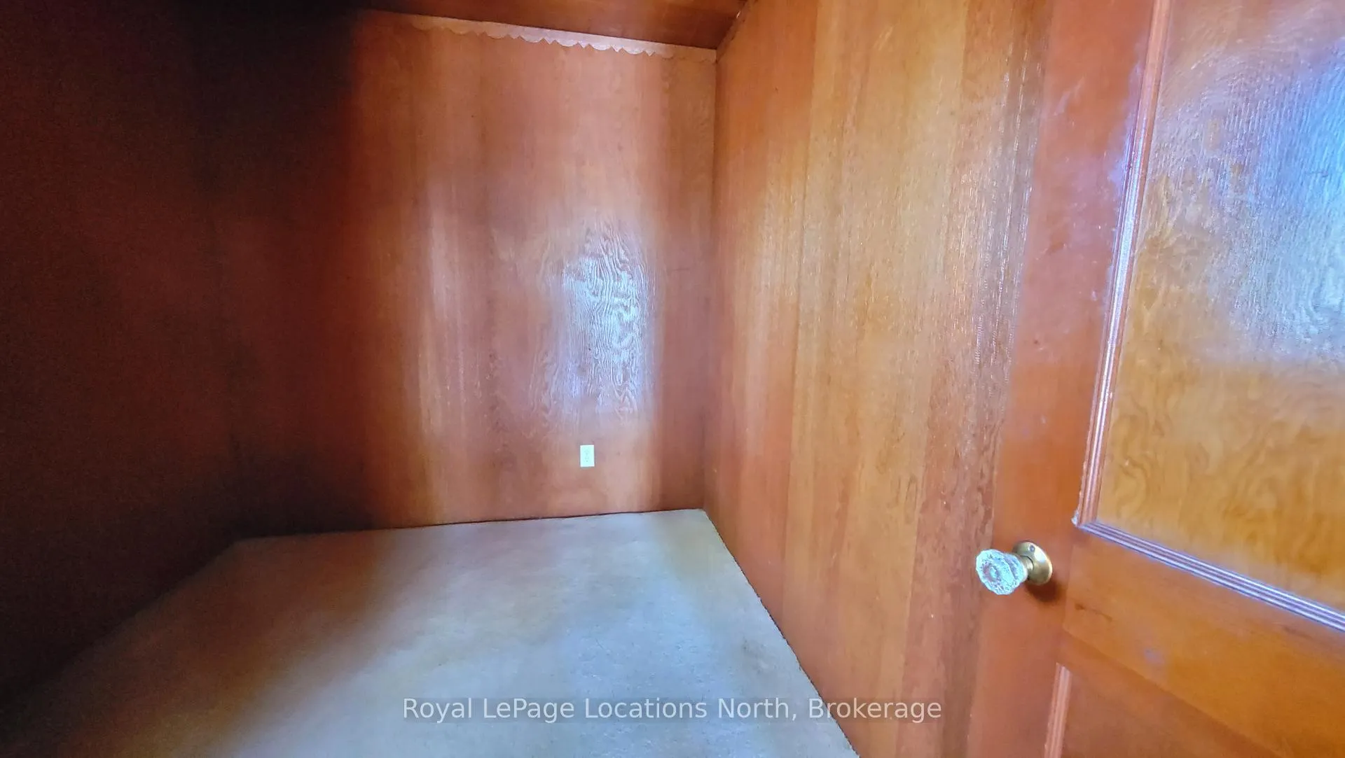 Photo 15 of 25 Balmoral Avenue, Tiny, Rural Tiny — HOMEH