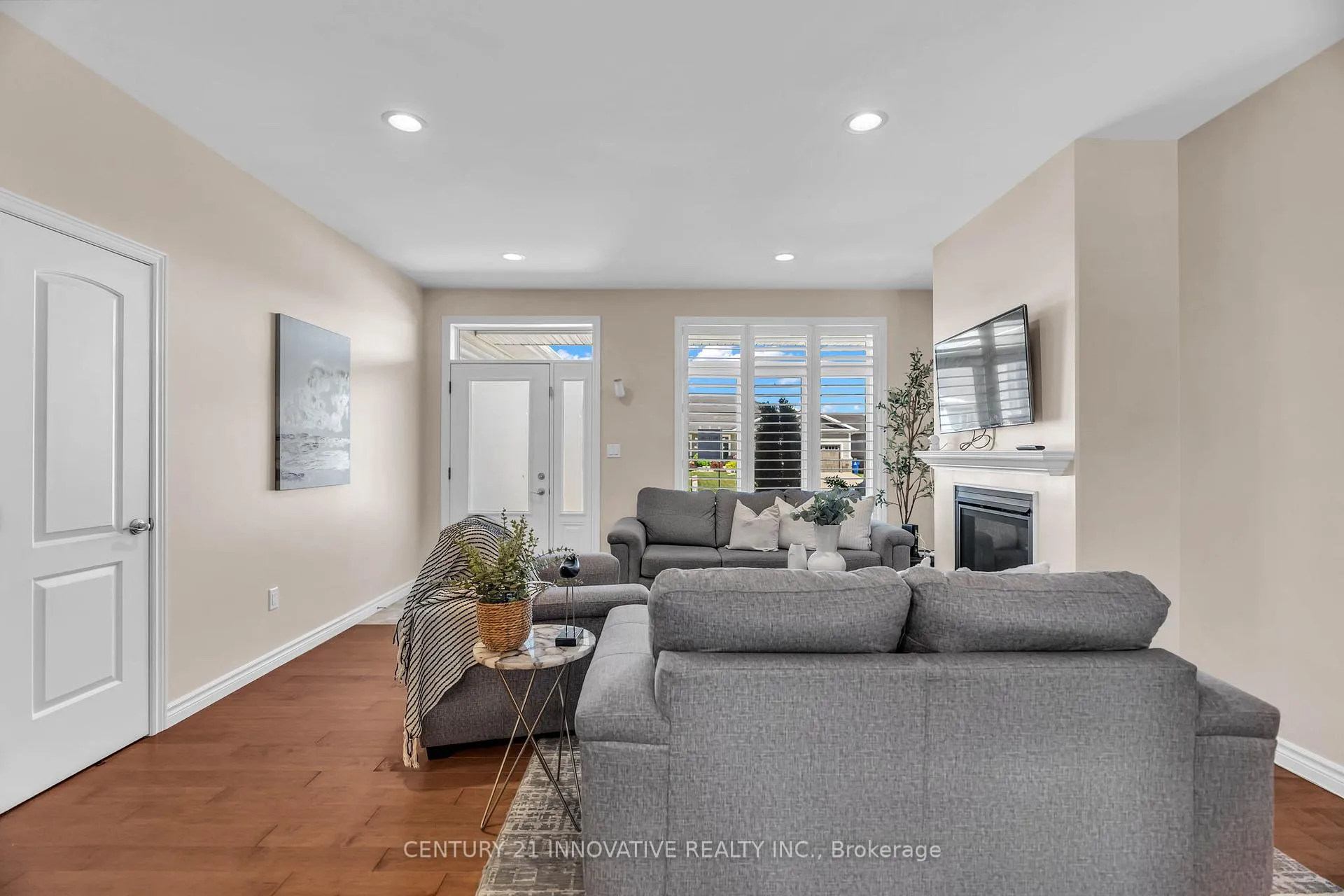 Photo 6 of 212 Summerset Place, Chatham-Kent — HOMEH