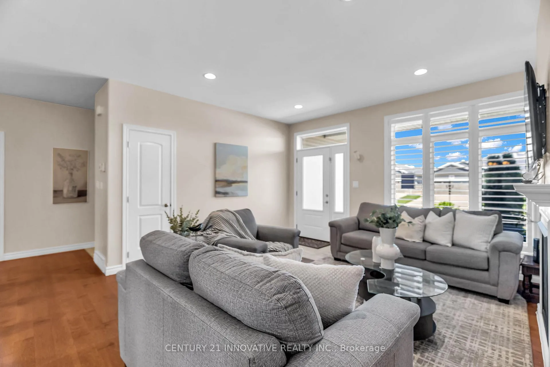 Photo 7 of 212 Summerset Place, Chatham-Kent — HOMEH