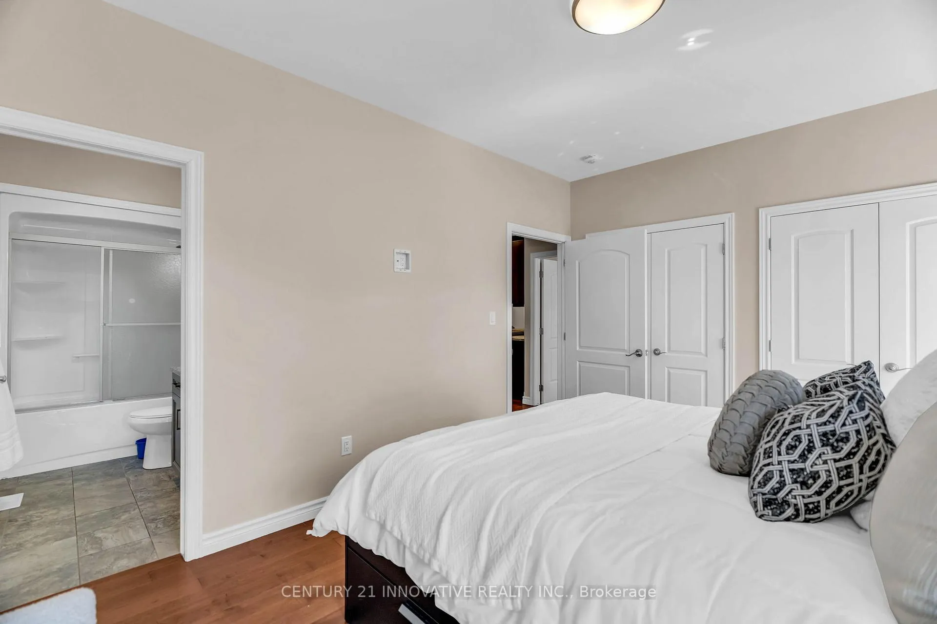 Photo 18 of 212 Summerset Place, Chatham-Kent — HOMEH