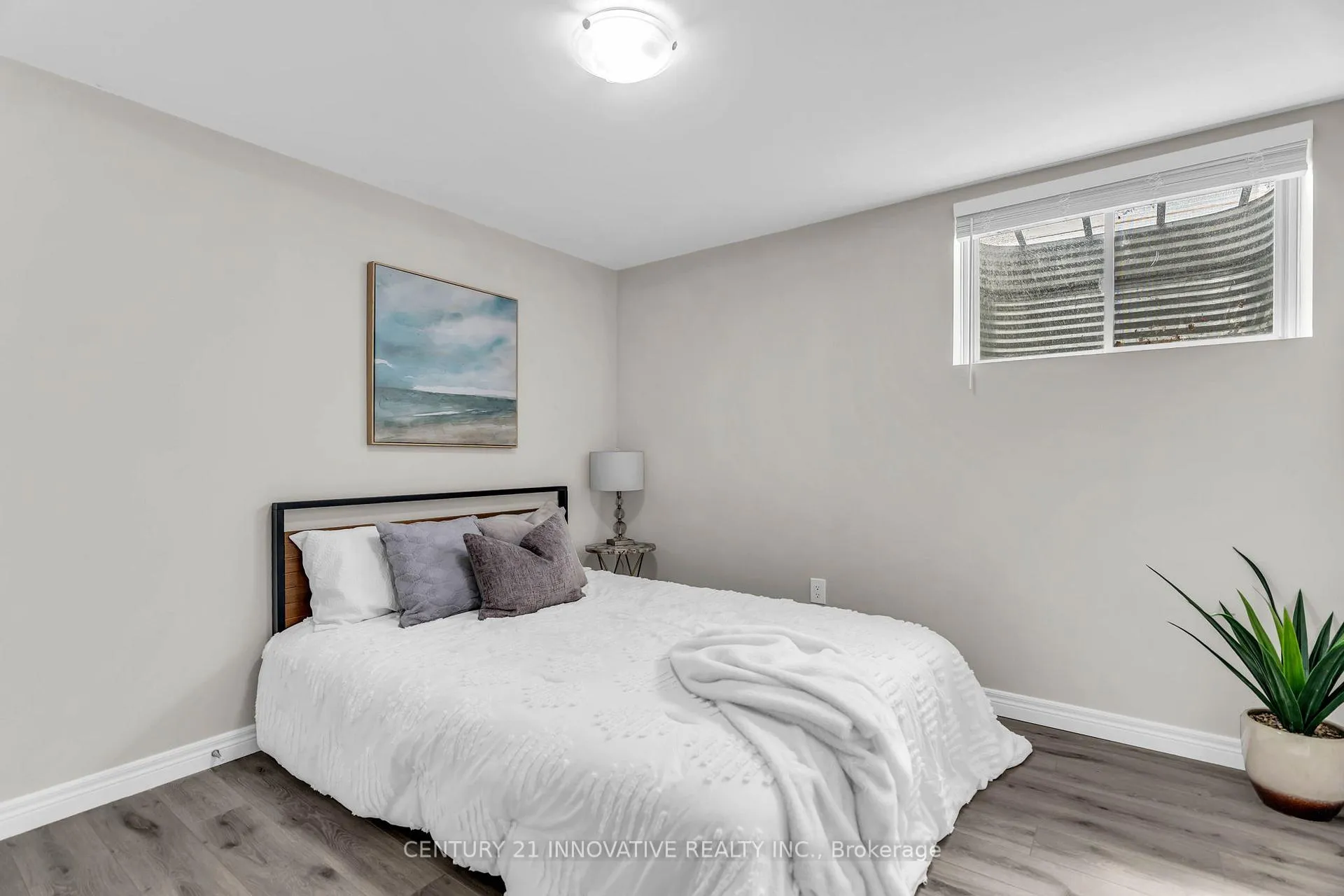 Photo 30 of 212 Summerset Place, Chatham-Kent — HOMEH