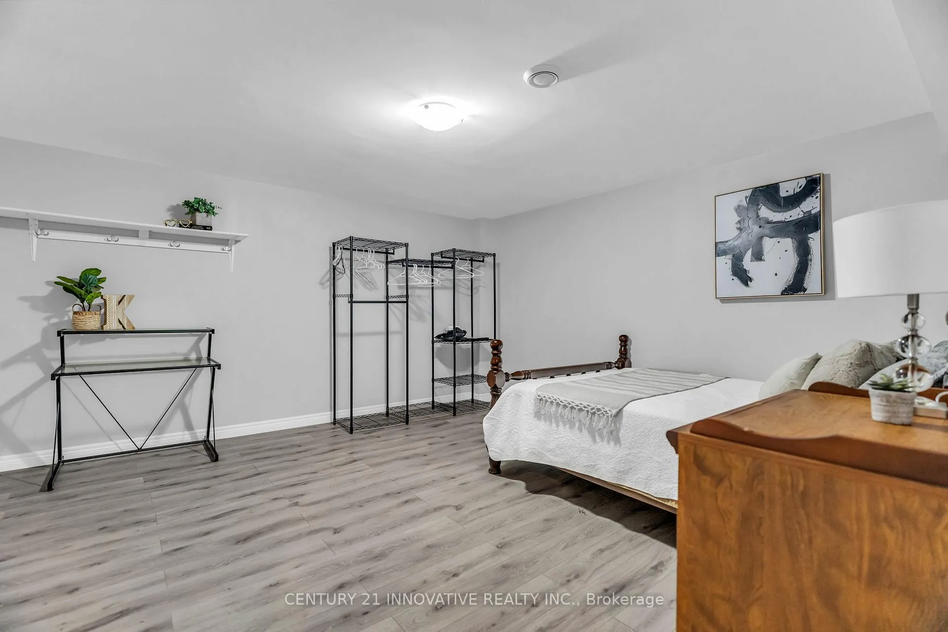 Photo 32 of 212 Summerset Place, Chatham-Kent — HOMEH