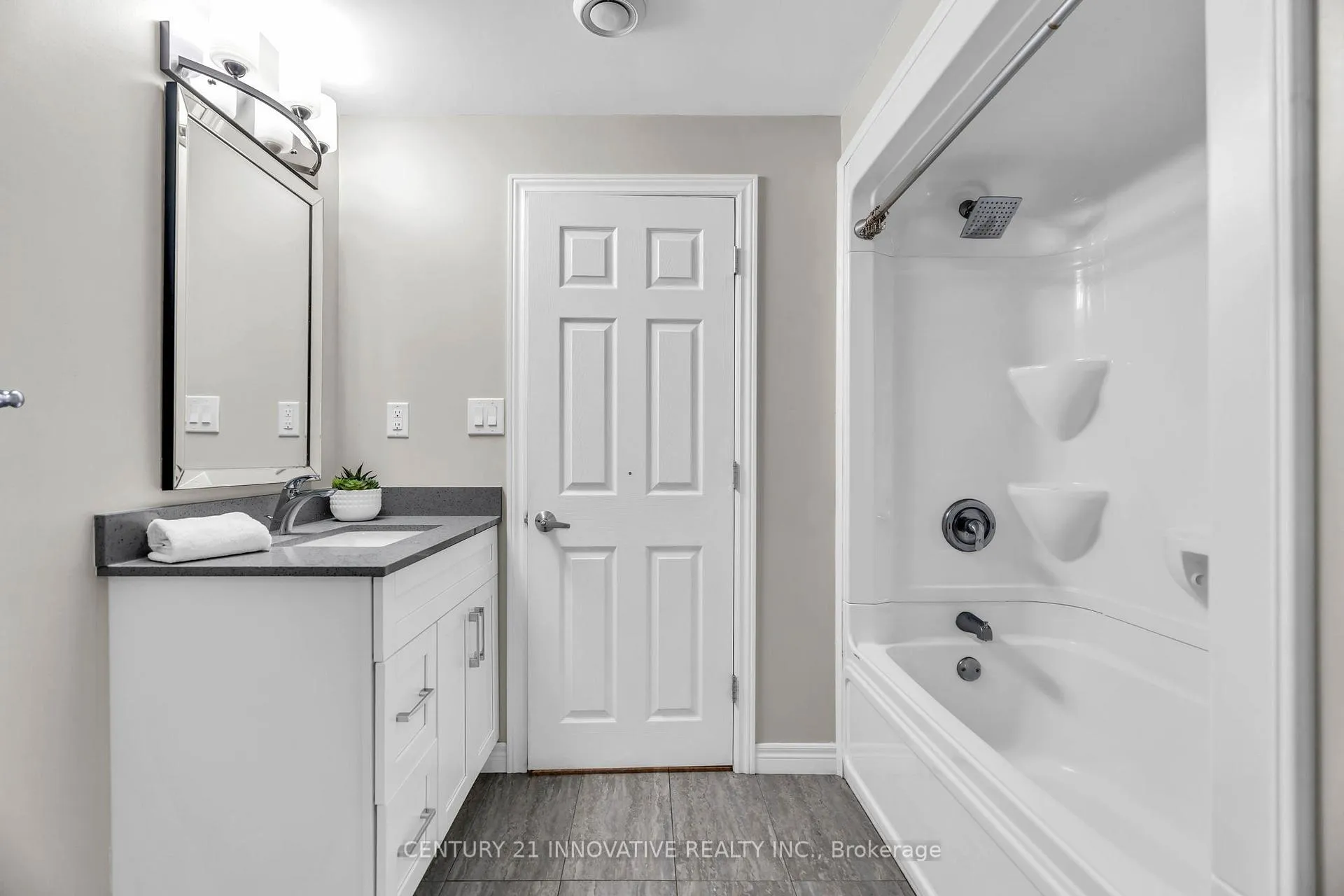 Photo 35 of 212 Summerset Place, Chatham-Kent — HOMEH