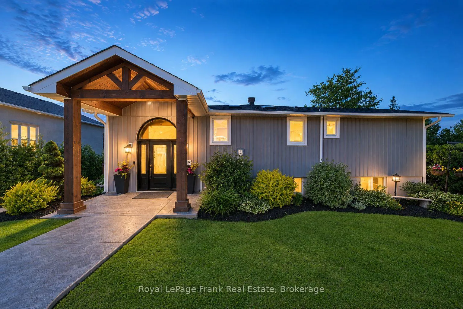 Front of 287 Snug Harbour Road