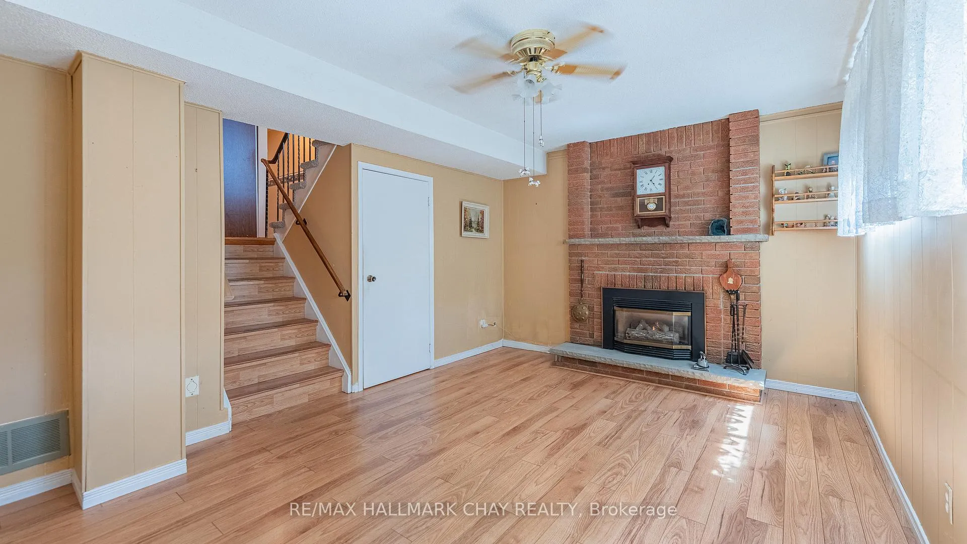 Photo 32 of 22 Rowe Court, Brampton, Brampton West — HOMEH