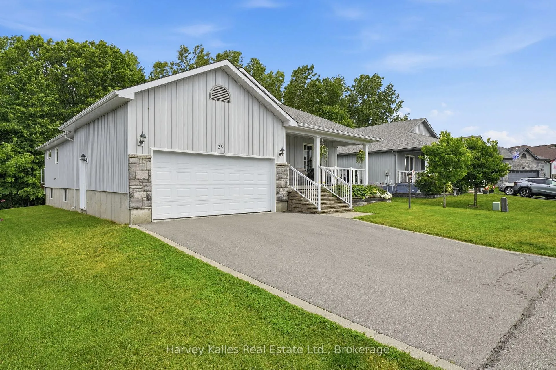 Photo 2 of 39 Conger Drive, Prince Edward County, Wellington Ward — HOMEH