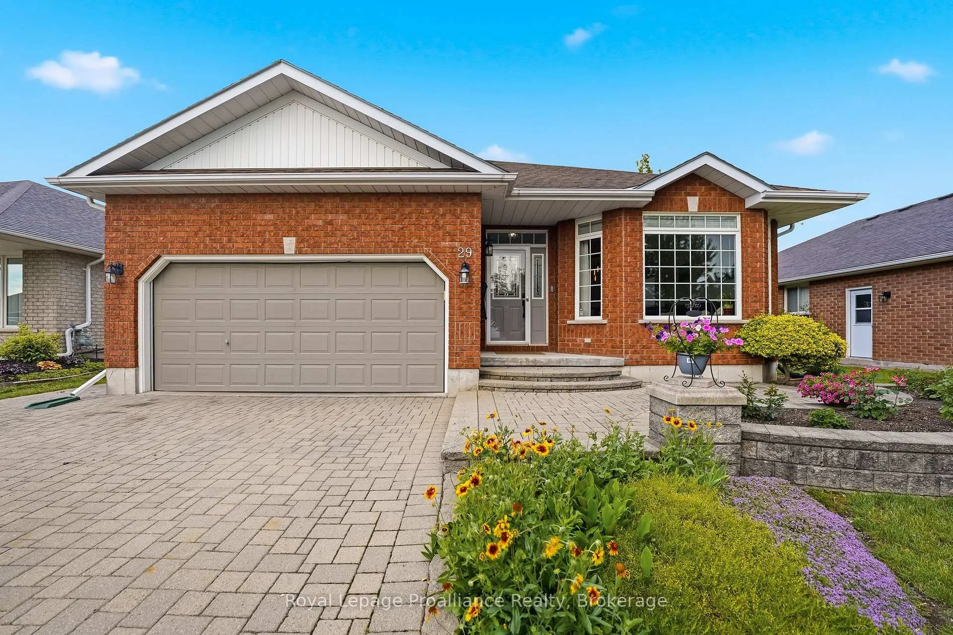 Photo 1 of 29 Hickory Grove, Belleville, Belleville Ward — HOMEH