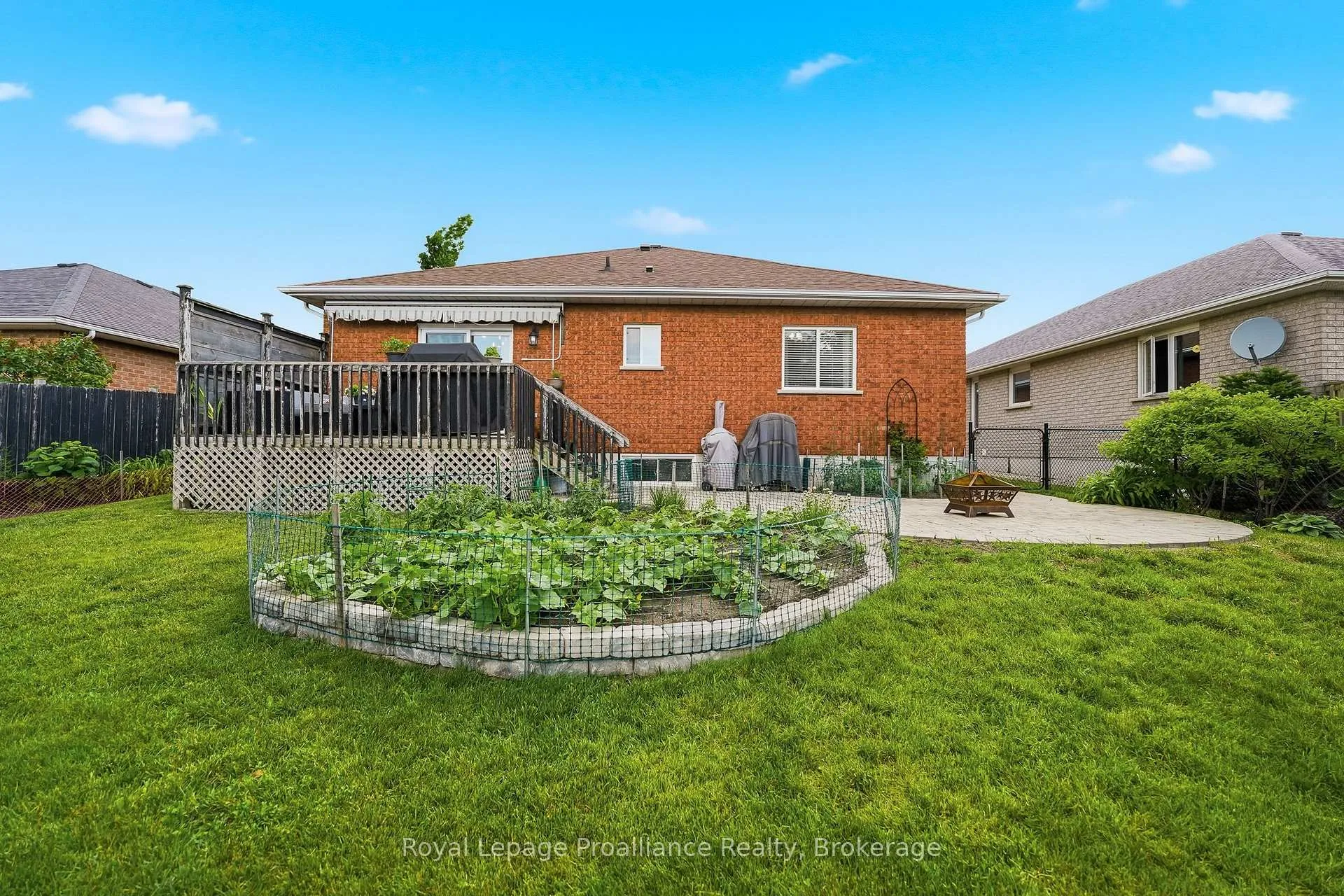 Photo 37 of 29 Hickory Grove, Belleville, Belleville Ward — HOMEH