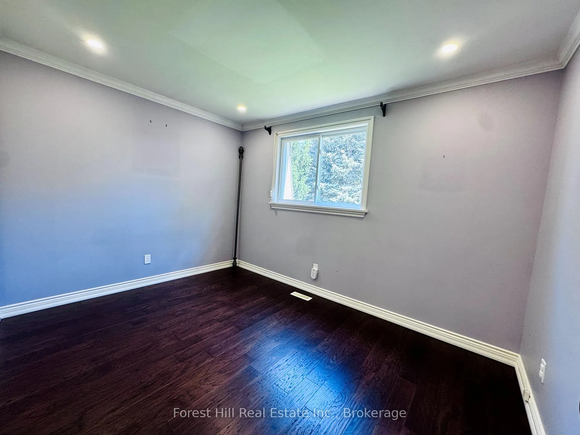 Photo 17 of 4278 Longmoor Drive, Burlington, Shoreacres — HOMEH