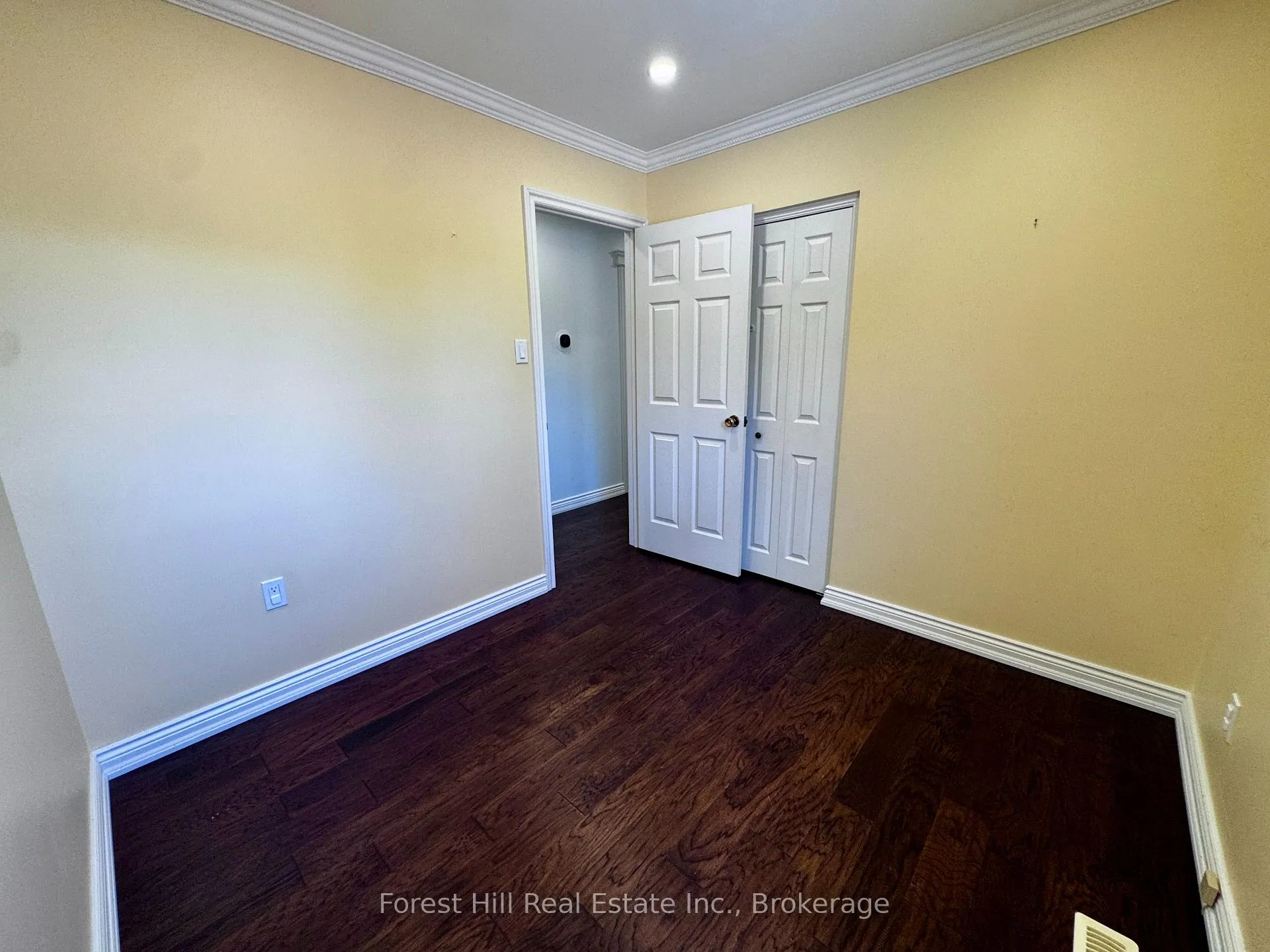Photo 19 of 4278 Longmoor Drive, Burlington, Shoreacres — HOMEH