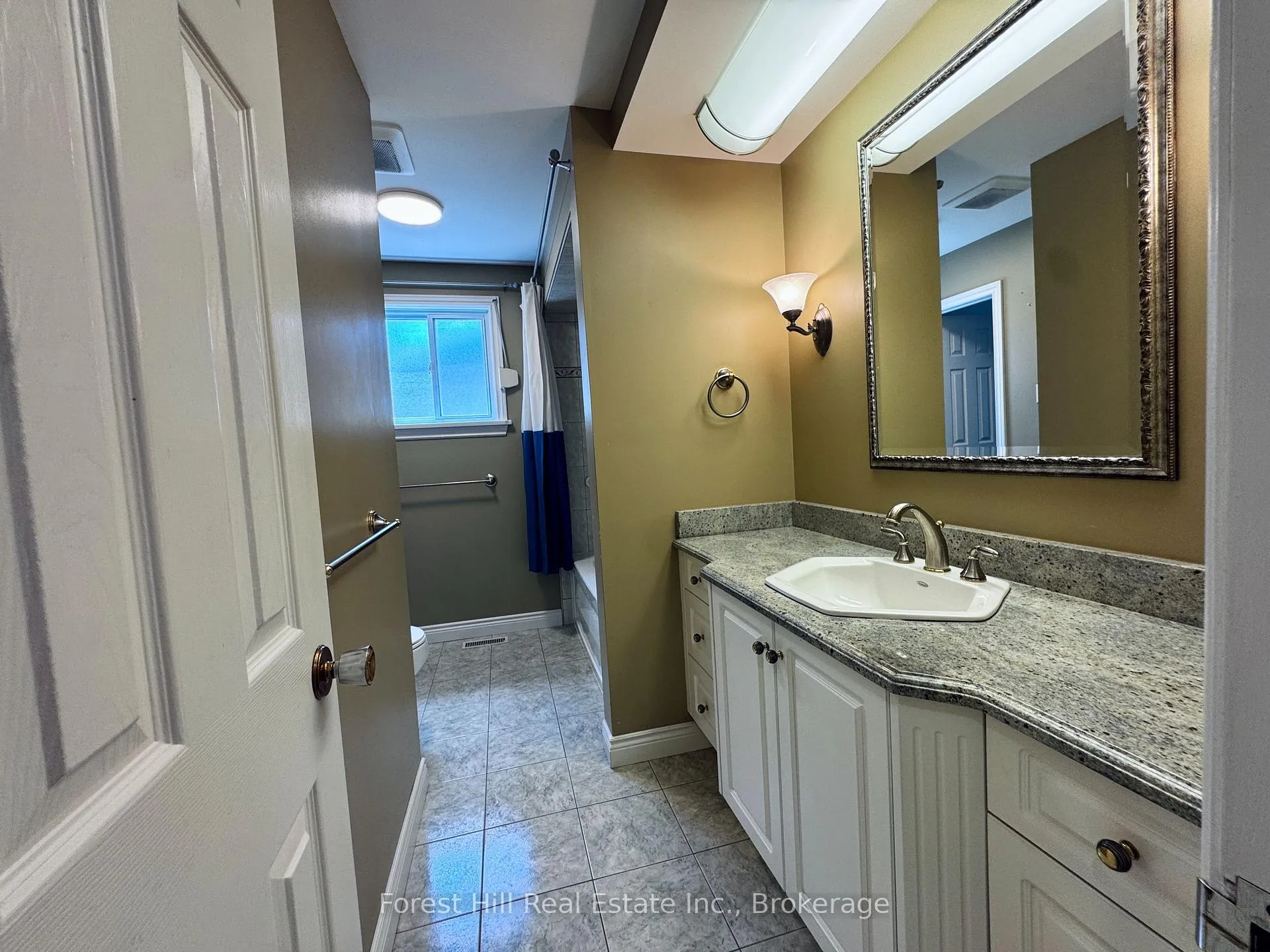 Photo 21 of 4278 Longmoor Drive, Burlington, Shoreacres — HOMEH