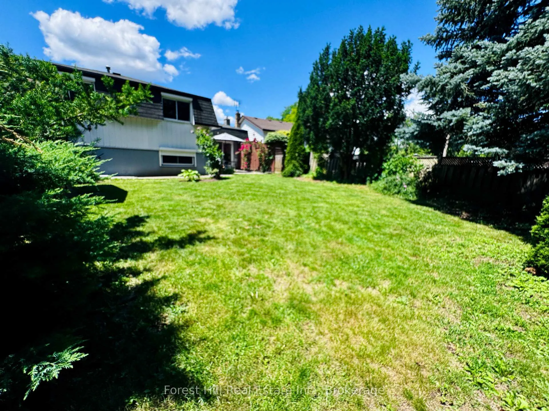 Photo 31 of 4278 Longmoor Drive, Burlington, Shoreacres — HOMEH