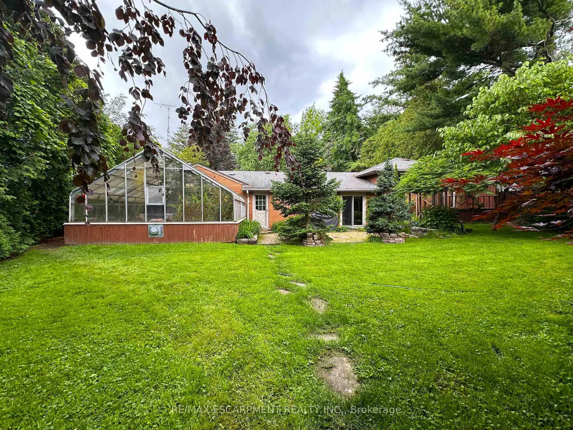 Photo 2 of 467 Kitty Murray Lane, Hamilton, Meadowlands — HOMEH