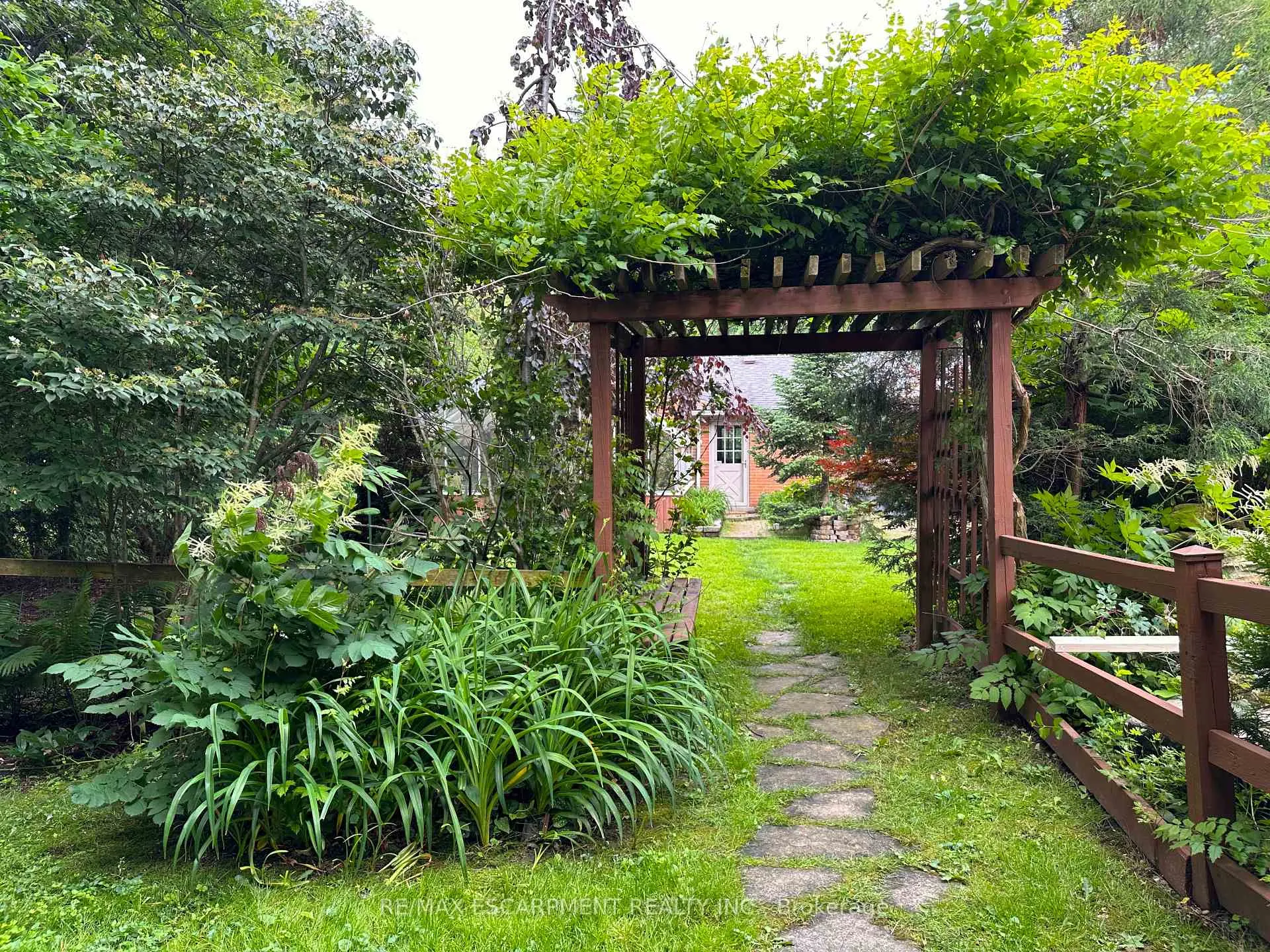 Photo 33 of 467 Kitty Murray Lane, Hamilton, Meadowlands — HOMEH