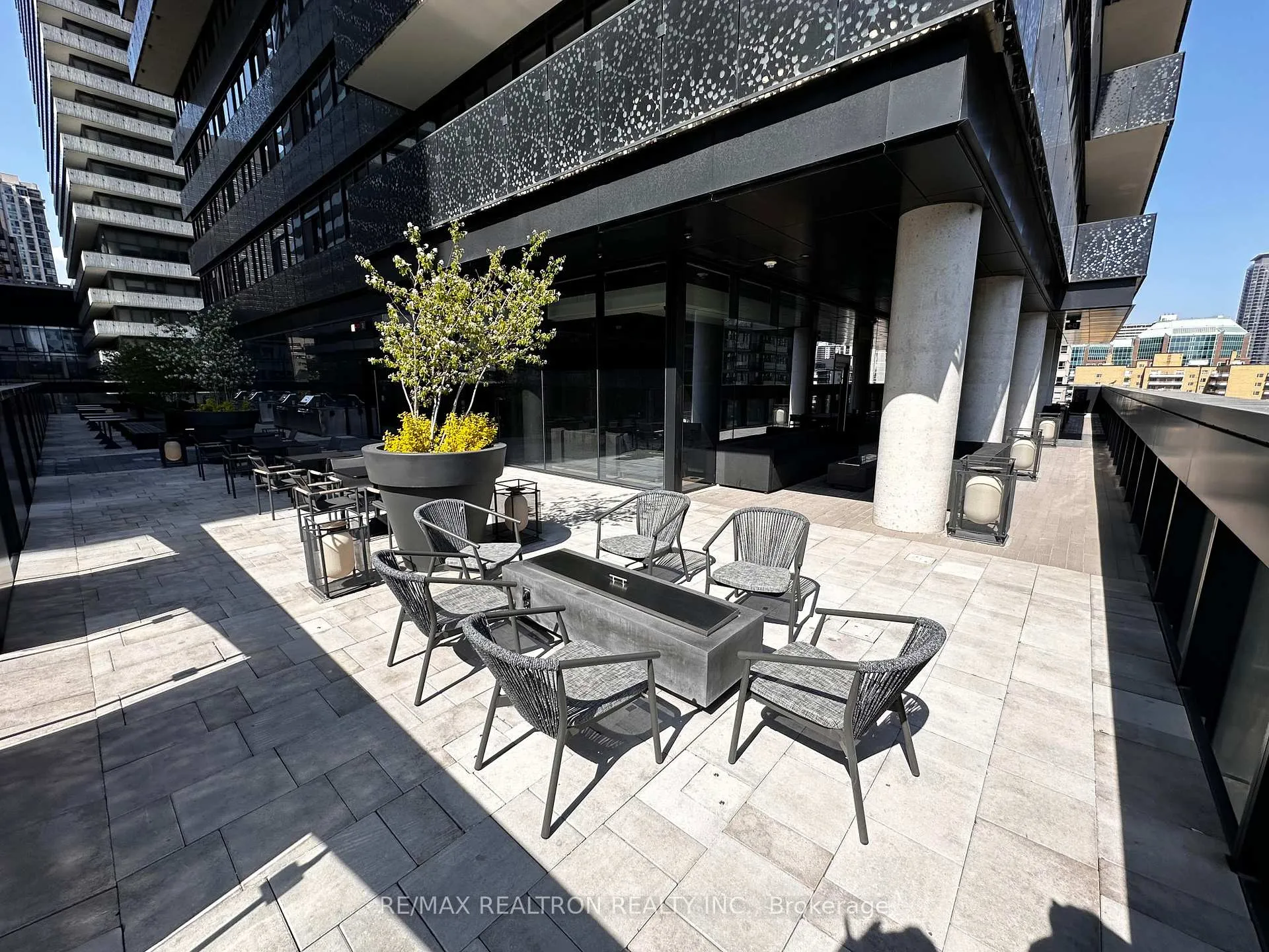 Photo 43 of Unit 3511, 55 Charles Street E, Toronto, Church-Yonge Corridor — HOMEH