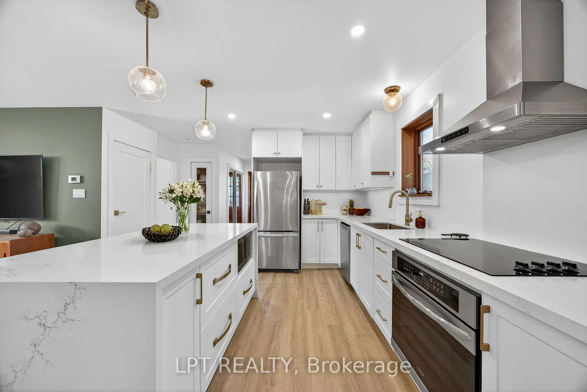 Photo 16 of 154 Park Road, Tiny, Rural Tiny — HOMEH