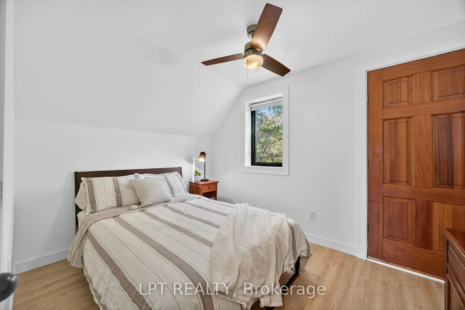 Photo 22 of 154 Park Road, Tiny, Rural Tiny — HOMEH