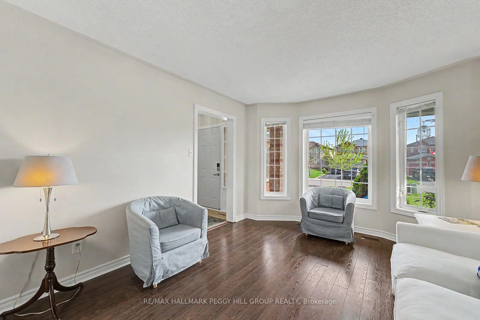 Photo 4 of 26 Kenwell Crescent, Barrie, Holly — HOMEH