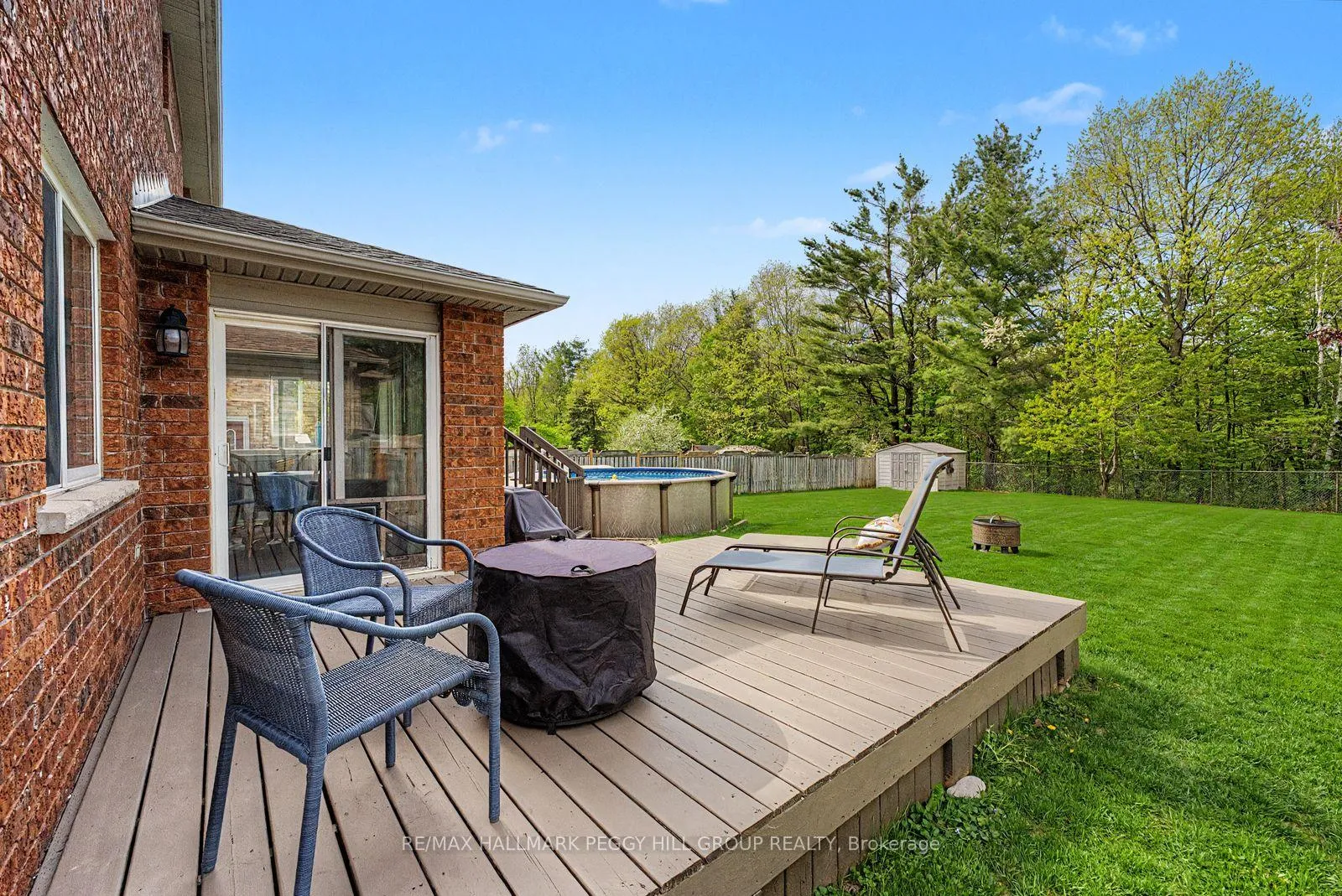 Photo 19 of 26 Kenwell Crescent, Barrie, Holly — HOMEH