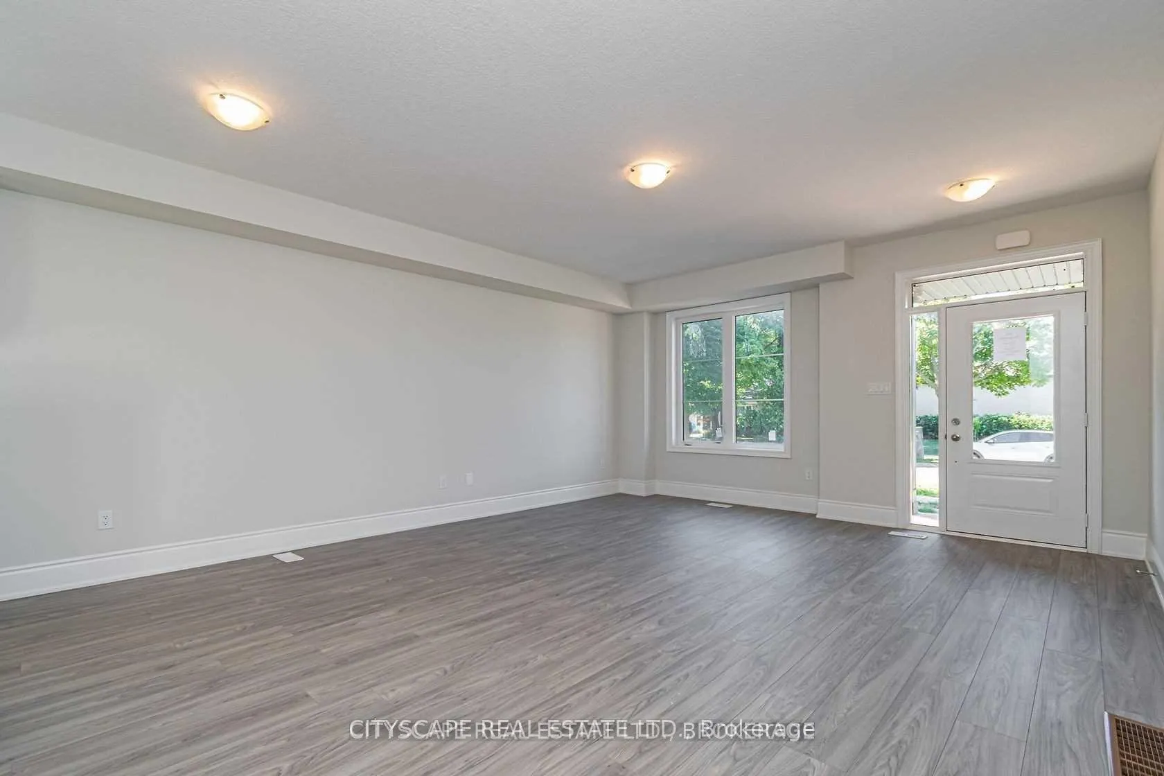 Photo 4 of 565 Wedgewood Drive, Burlington, Appleby — HOMEH
