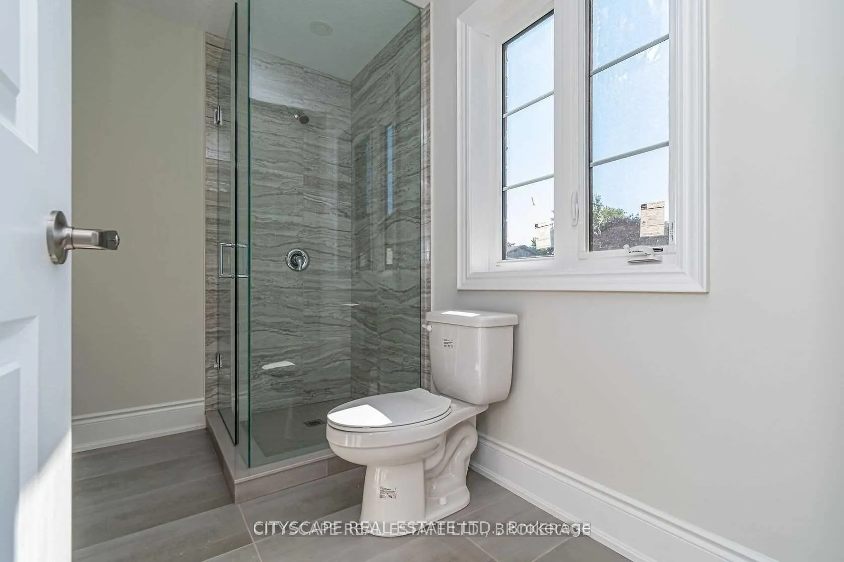 Photo 13 of 565 Wedgewood Drive, Burlington, Appleby — HOMEH