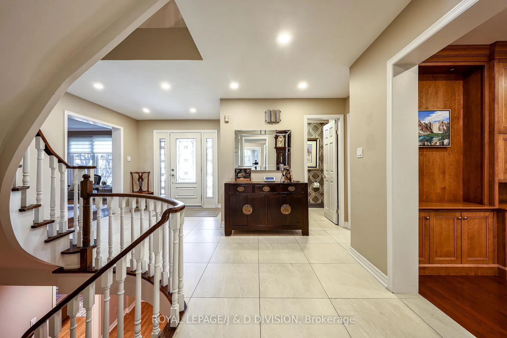 Photo 6 of 20 Carnegie Crescent, Markham, Aileen-Willowbrook — HOMEH