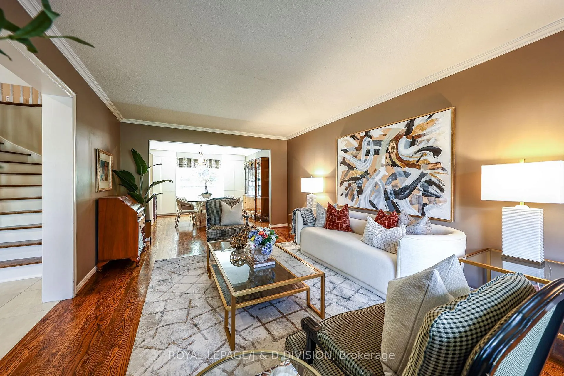 Photo 11 of 20 Carnegie Crescent, Markham, Aileen-Willowbrook — HOMEH