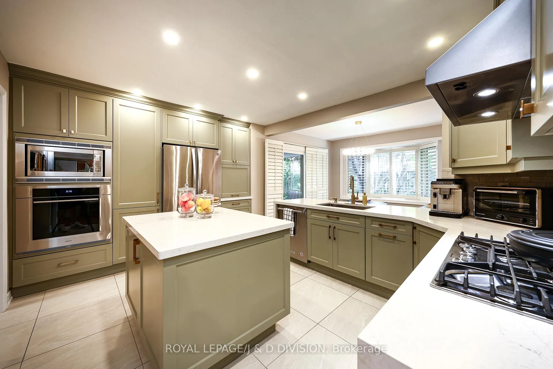 Photo 15 of 20 Carnegie Crescent, Markham, Aileen-Willowbrook — HOMEH