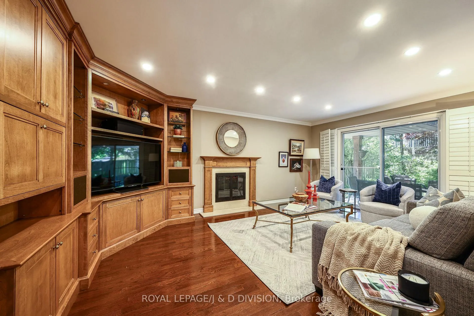 Photo 19 of 20 Carnegie Crescent, Markham, Aileen-Willowbrook — HOMEH