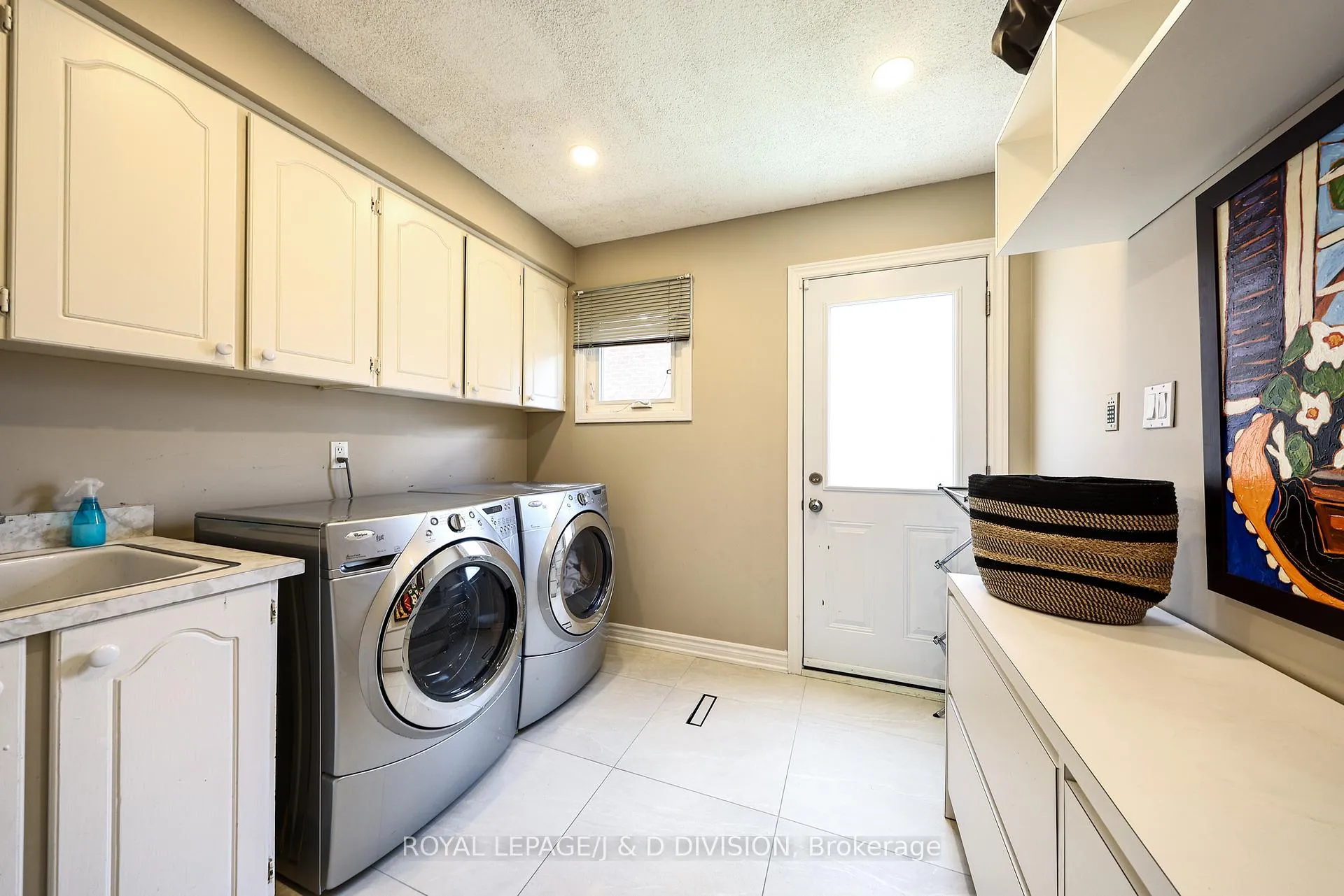 Photo 23 of 20 Carnegie Crescent, Markham, Aileen-Willowbrook — HOMEH