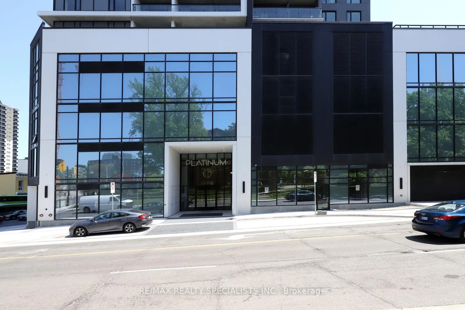 Photo 3 of Unit 1101, 15 Queen Street S, Hamilton, Central — HOMEH