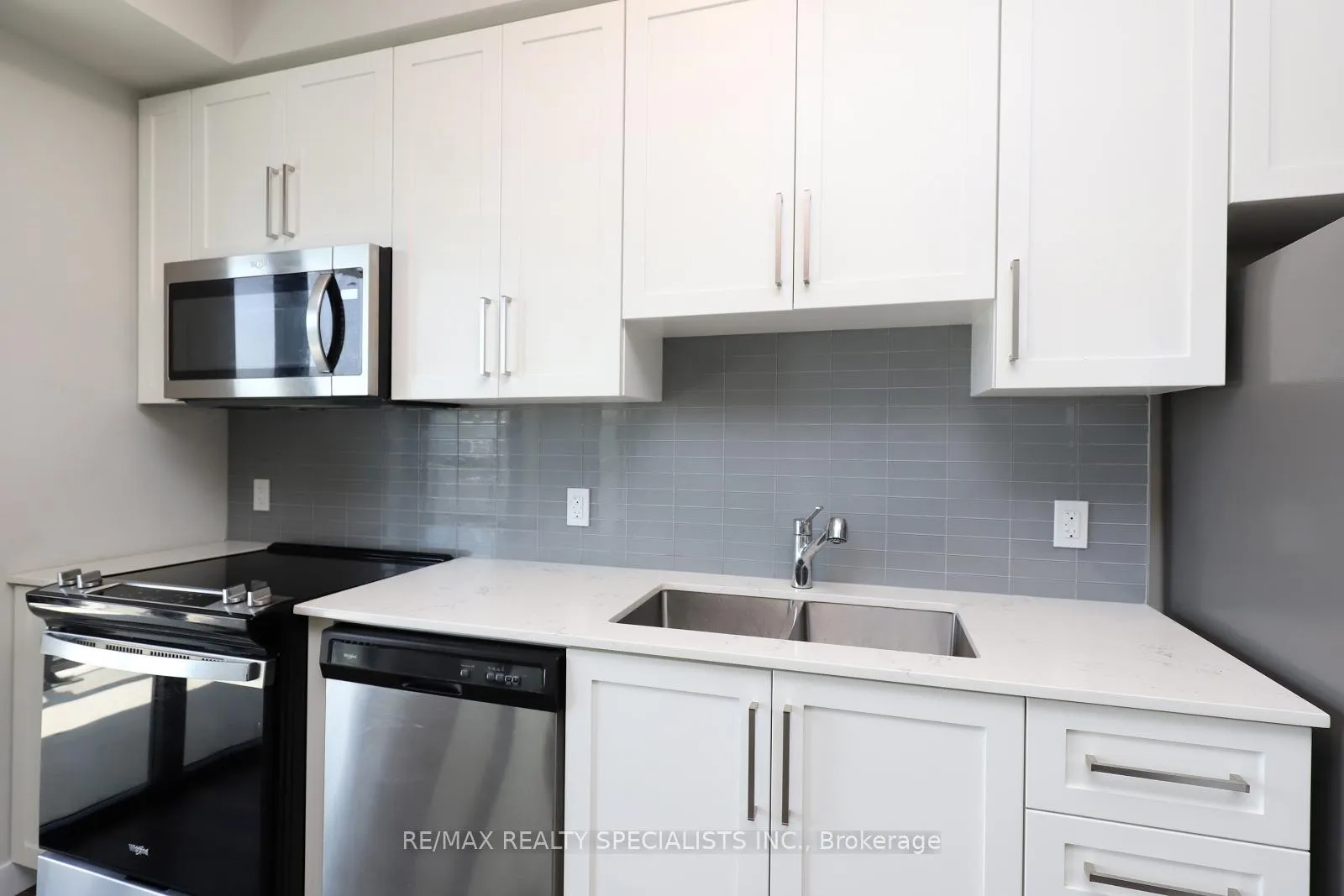 Photo 11 of Unit 1101, 15 Queen Street S, Hamilton, Central — HOMEH