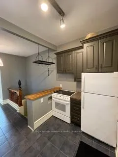 Photo 3 of Unit 305, 10 Patterson Street, Belleville, Belleville Ward — HOMEH