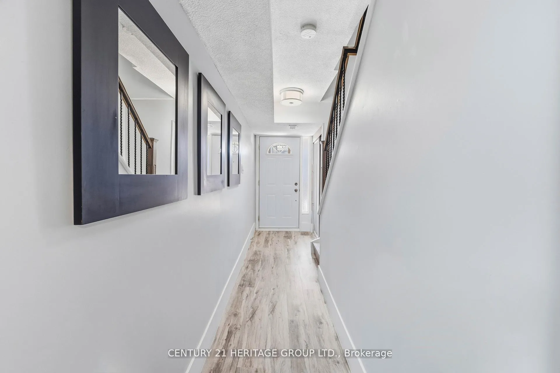 Photo 9 of Unit 40, 24 Purple Sageway, North York, Hillcrest Village — HOMEH