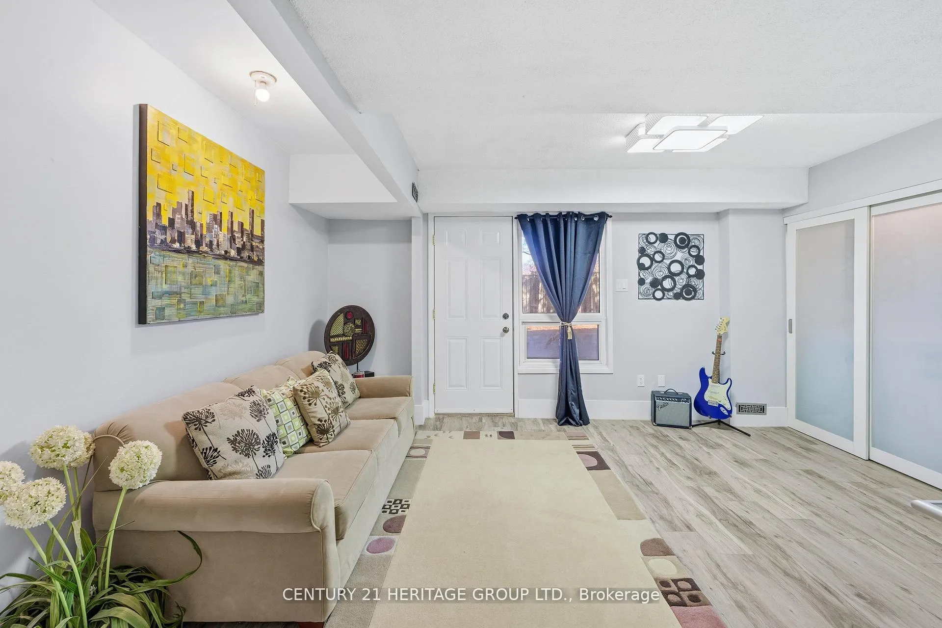Photo 10 of Unit 40, 24 Purple Sageway, North York, Hillcrest Village — HOMEH