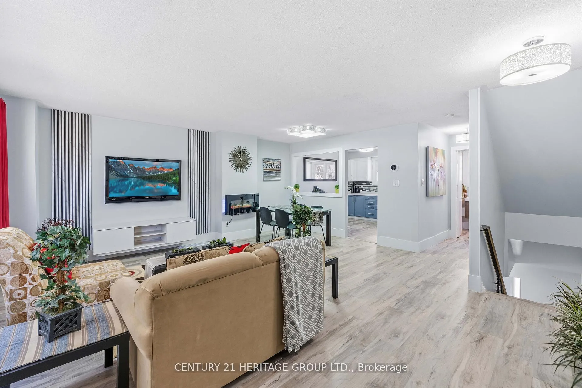 Photo 18 of Unit 40, 24 Purple Sageway, North York, Hillcrest Village — HOMEH