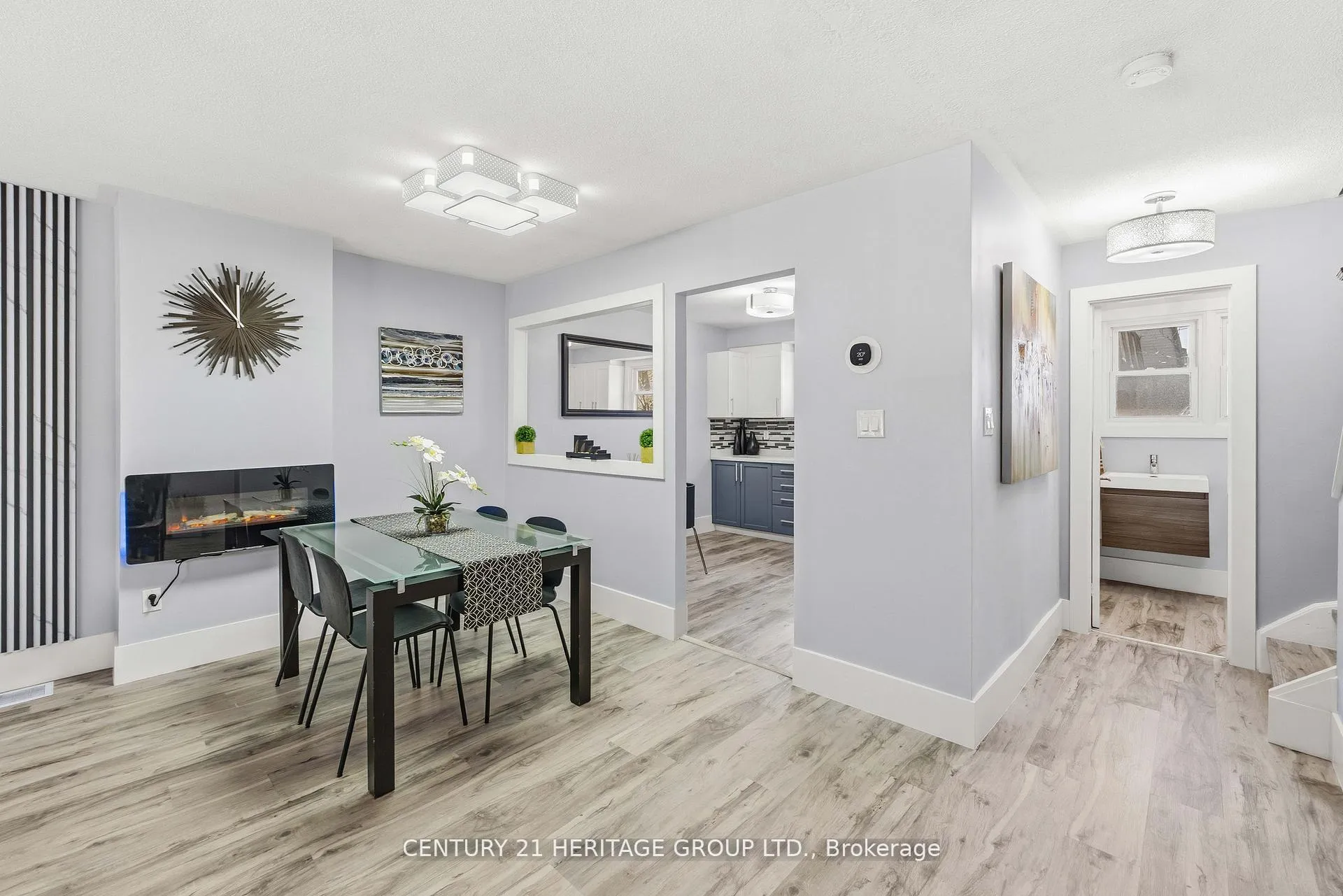 Photo 23 of Unit 40, 24 Purple Sageway, North York, Hillcrest Village — HOMEH